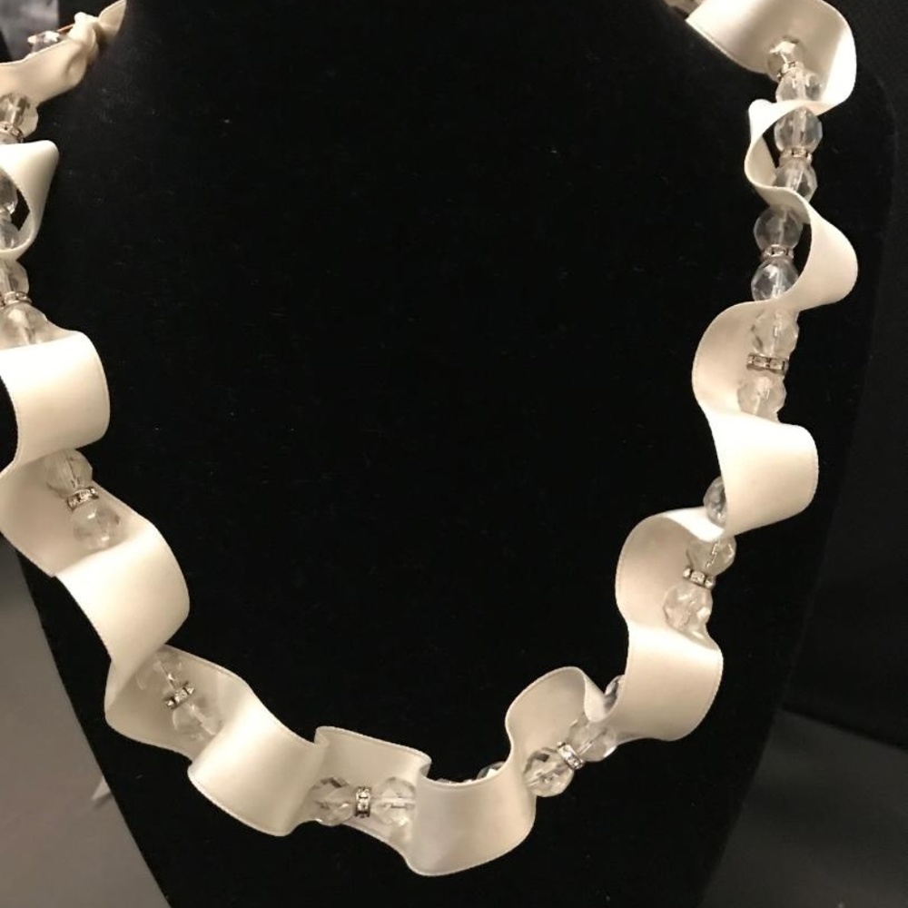 KATA BANKO COUTURE NECKLACE/HEADBAND